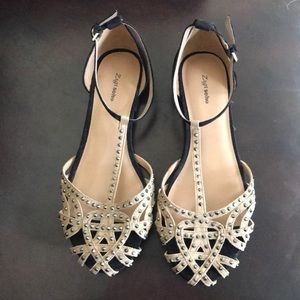 Brand new Zigi Soho Veeta sandals
